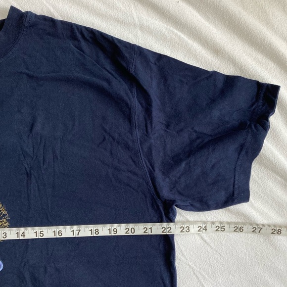 EUC navy Paris tee, size L. - Picture 5 of 8